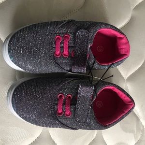 Brand new sparkly girl shoes size 10 nwt